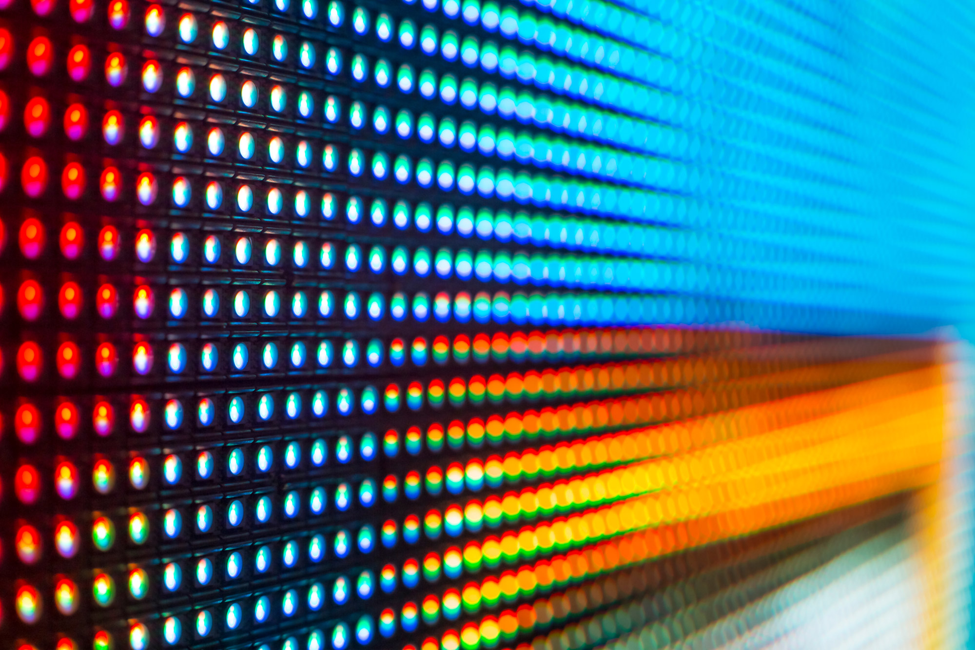 Photopatterning of colloidal quantum dots 